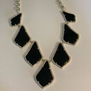 Kendra Scott Statement necklace